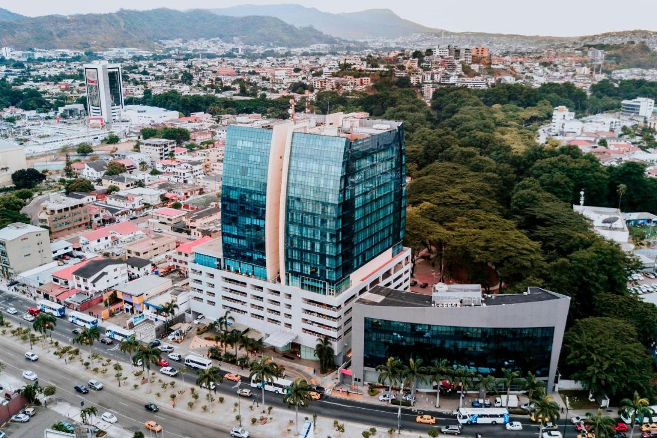 Courtyard By Marriott Guayaquil Ξενοδοχείο Εξωτερικό φωτογραφία