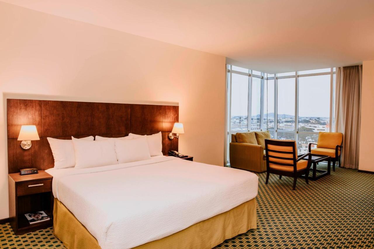 Courtyard By Marriott Guayaquil Ξενοδοχείο Εξωτερικό φωτογραφία