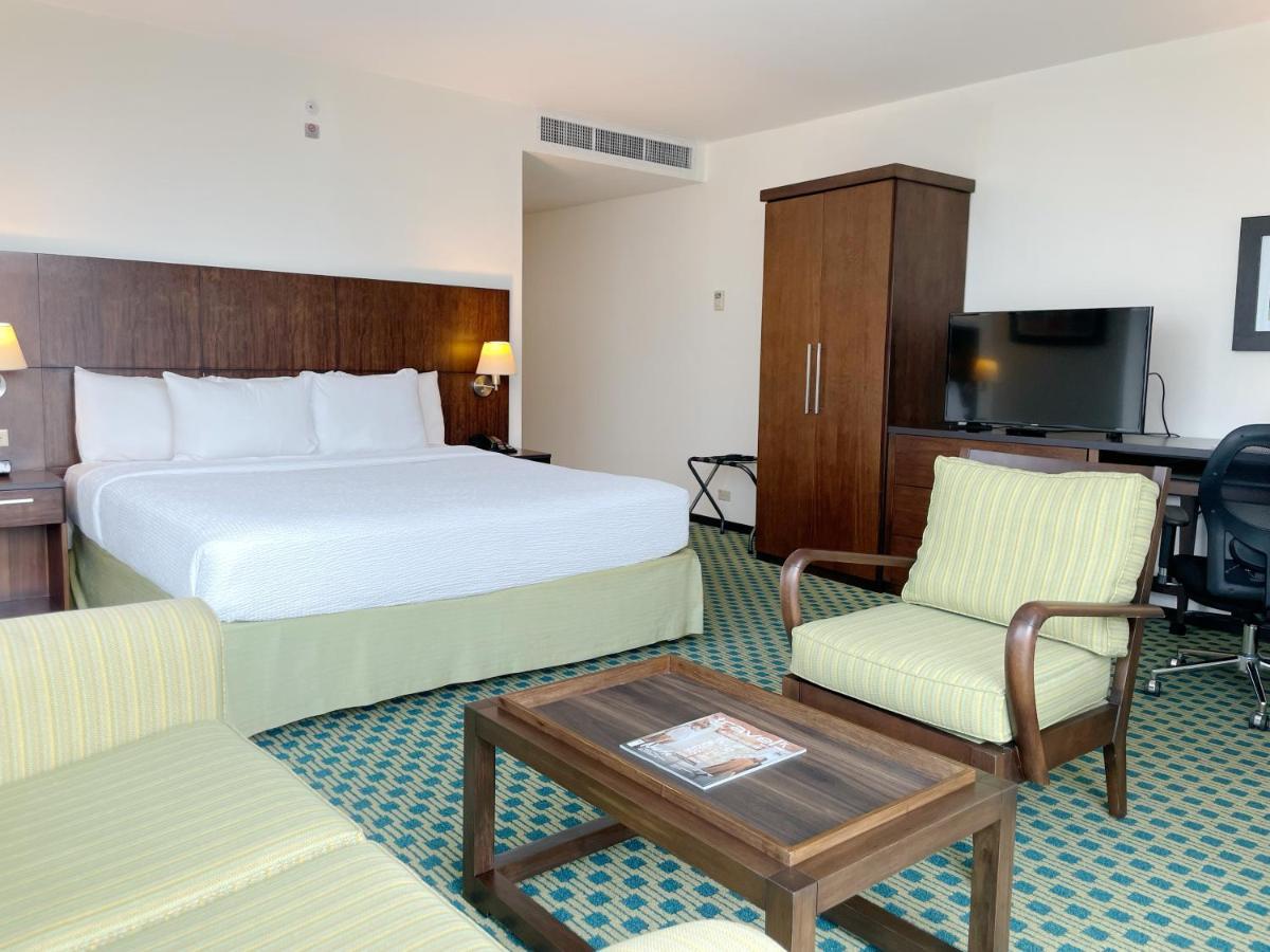 Courtyard By Marriott Guayaquil Ξενοδοχείο Εξωτερικό φωτογραφία
