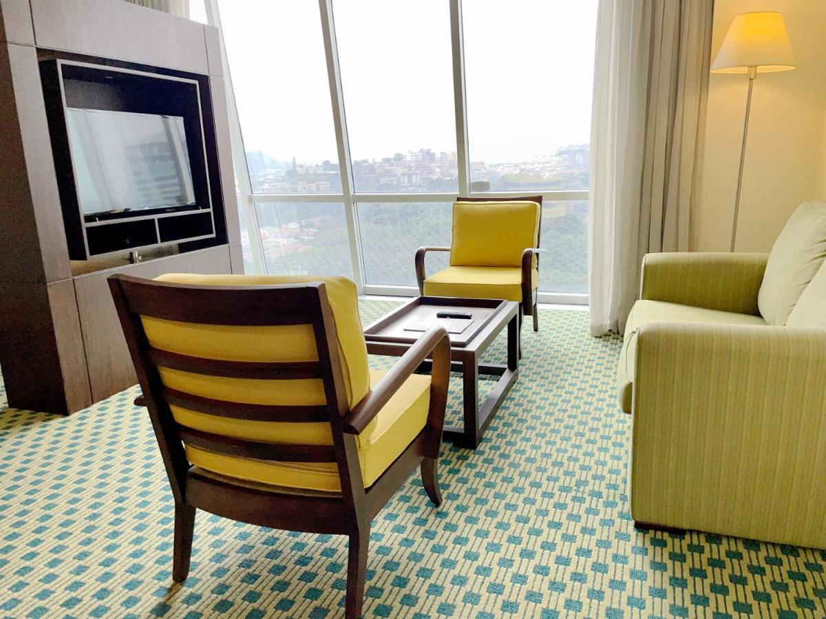Courtyard By Marriott Guayaquil Ξενοδοχείο Εξωτερικό φωτογραφία
