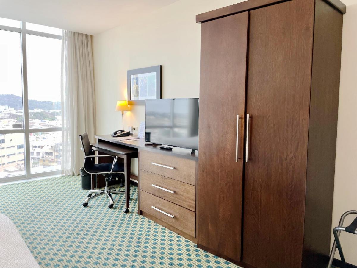 Courtyard By Marriott Guayaquil Ξενοδοχείο Εξωτερικό φωτογραφία