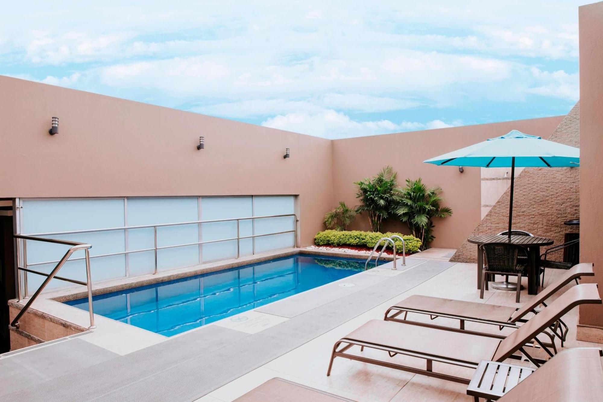 Courtyard By Marriott Guayaquil Ξενοδοχείο Εξωτερικό φωτογραφία